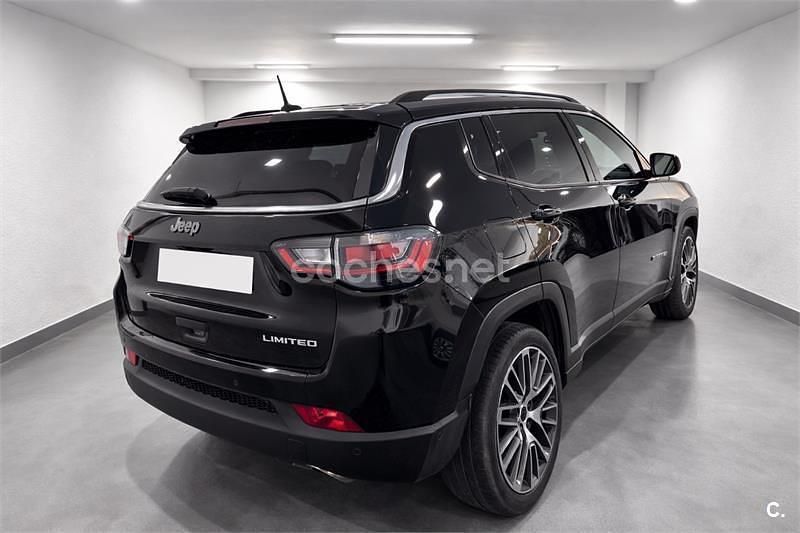 Usado Jeep Compass Limited 150 CV (110 kW) 2021 Negro SUV