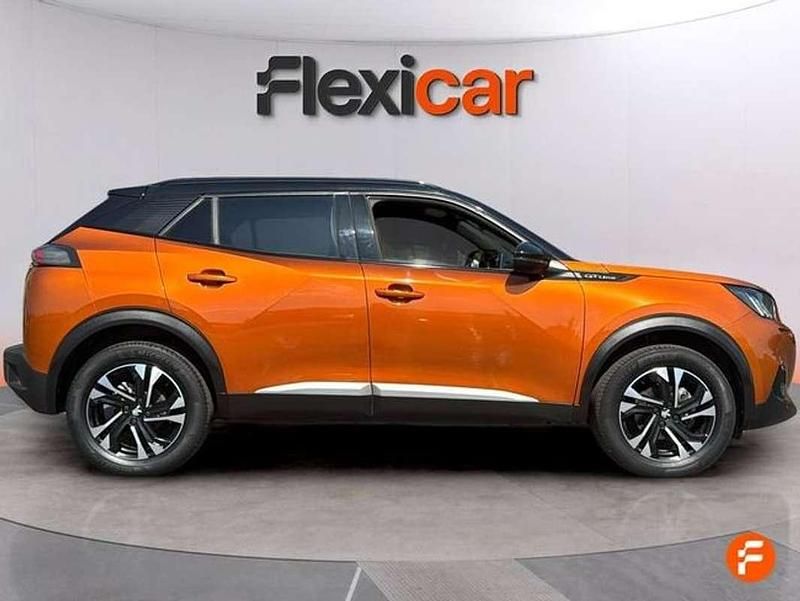 Usado Peugeot 2008 GT-line 131 CV (96 kW) 2020 Naranja SUV