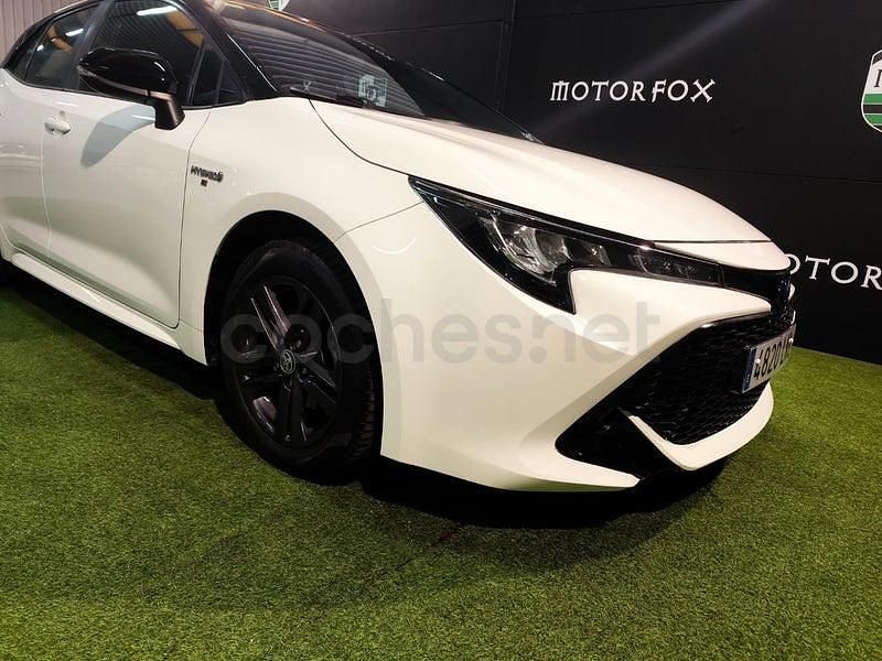 Usado Toyota Corolla Active 122 CV (89 kW) 2020 Blanco Berlina