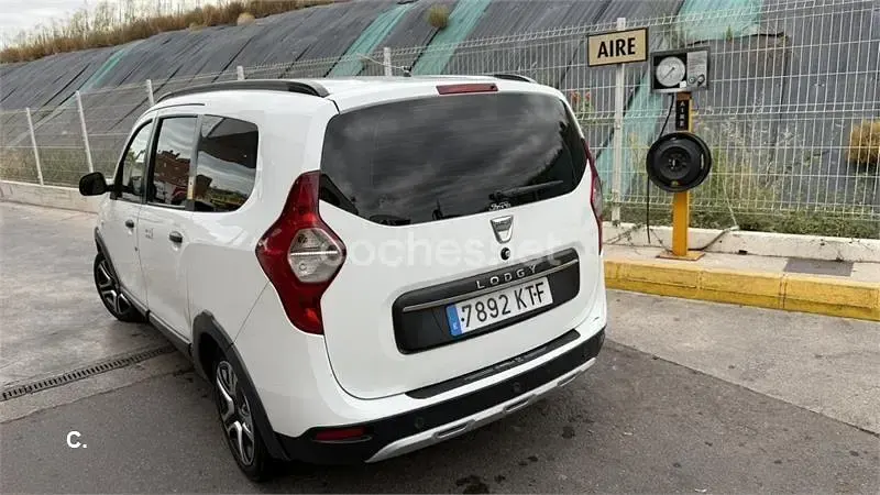 Usado Dacia Lodgy 115 CV (84 kW) 2019 Blanco Monovolumen