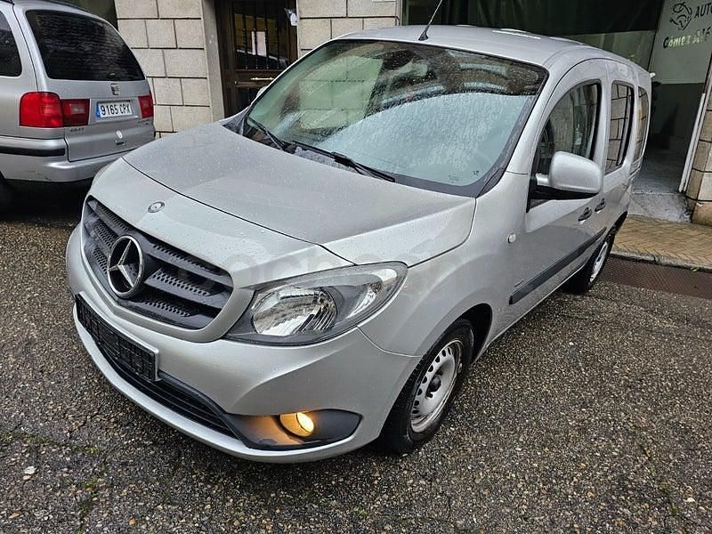 Usado Mercedes Citan 109 90 CV (66 kW) 2015 Gris / plata Familiar