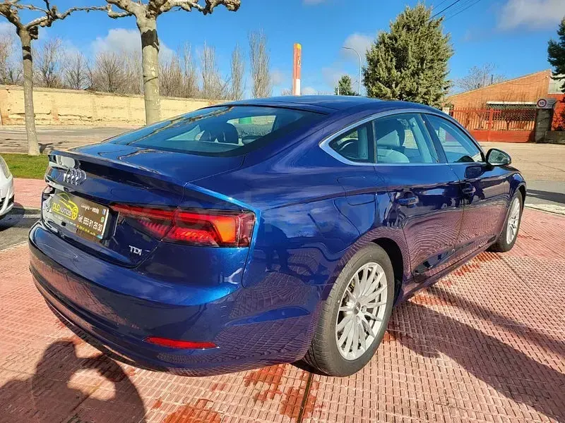Usado Audi A5 Sportback Advanced Plus 150 CV (110 kW) 2018 Azul Utilitario
