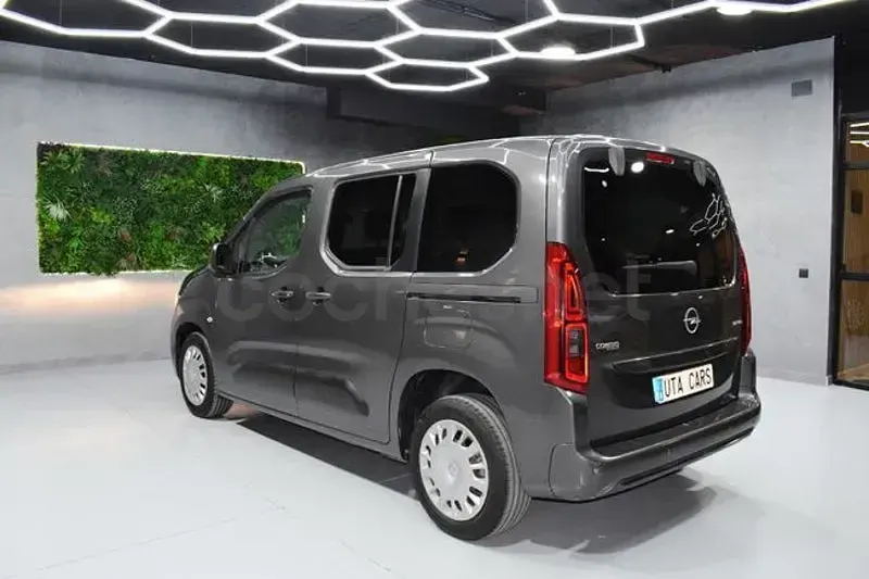 Usado Opel Combo Life Selective 130 CV (95 kW) 2018 Marrón Monovolumen
