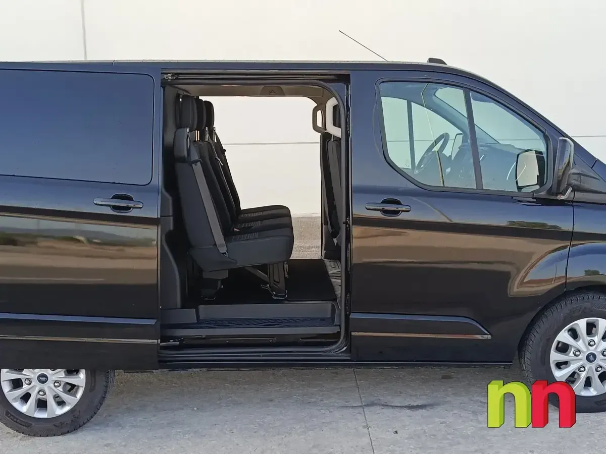 Usado Ford Transit Custom 170 CV (125 kW) 2021 Negro Van