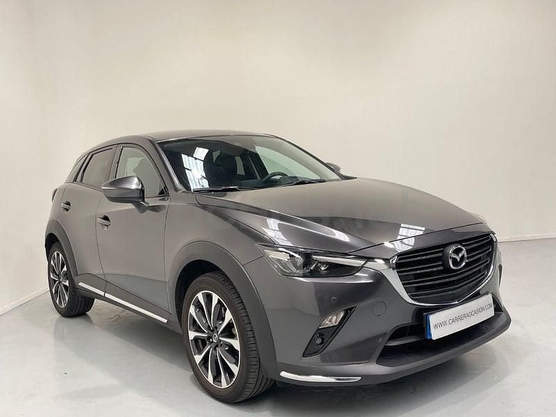 Usado Mazda CX-3 121 CV (88 kW) 2021 Gris / plata SUV