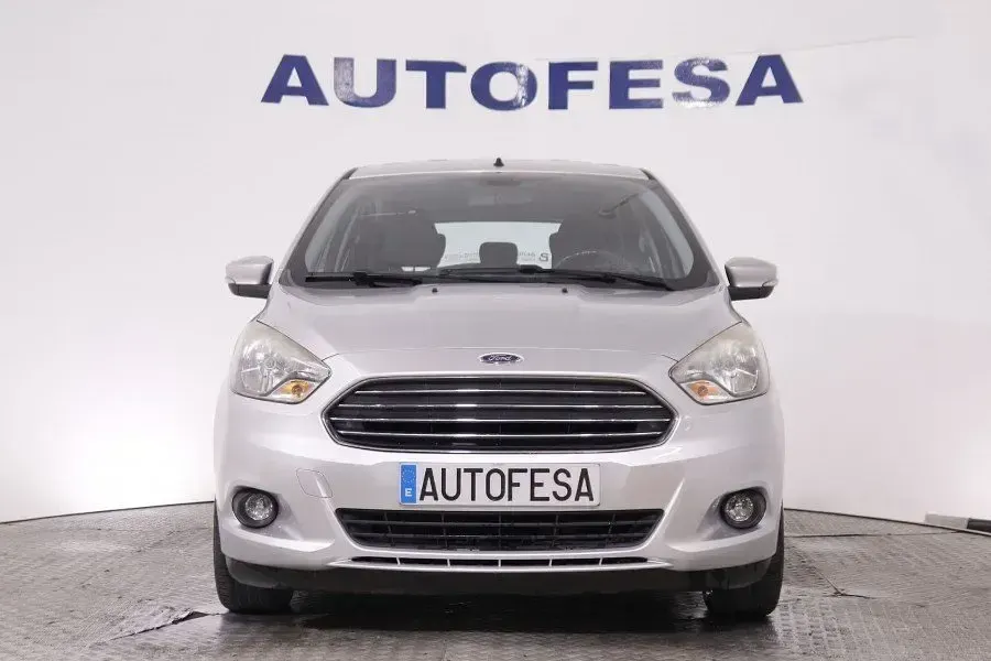 Usado Ford Ka 70 CV (51 kW) 2018 Plata Berlina