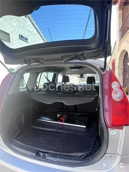 Usado Mazda 5 Active 145 CV (106 kW) 2007 Gris / plata Monovolumen