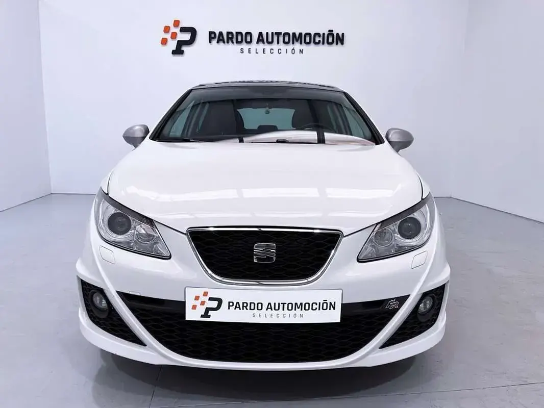 Usado Seat Ibiza FR 131 CV (96 kW) 2010 Blanco Utilitario