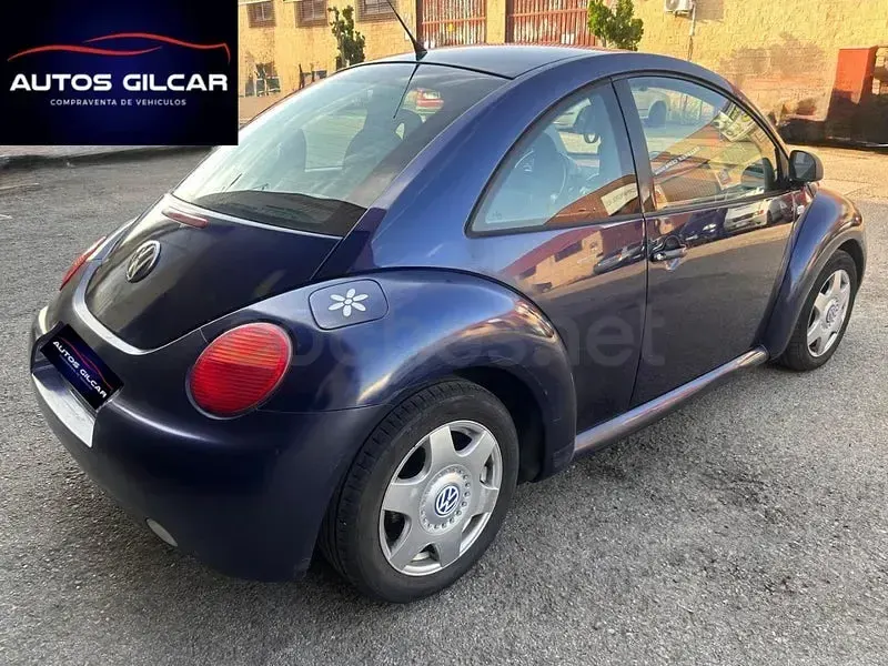 Usado VW New Beetle 102 CV (75 kW) 2003 Azul Utilitario