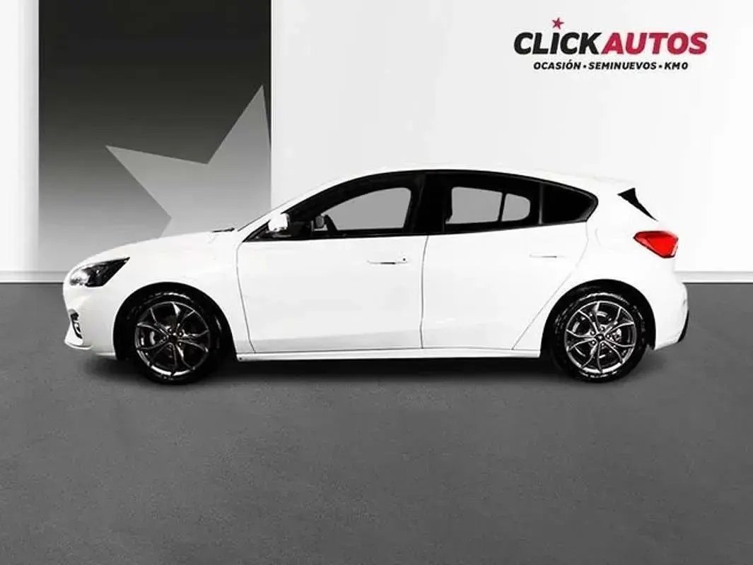Usado Ford Focus ST-Line 125 CV (91 kW) 2022 Blanco Berlina