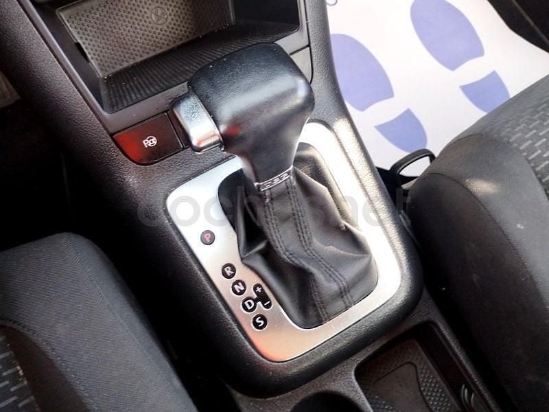 Usado VW Golf Plus Cross Sport 160 CV (117 kW) 2009 Gris / plata Monovolumen