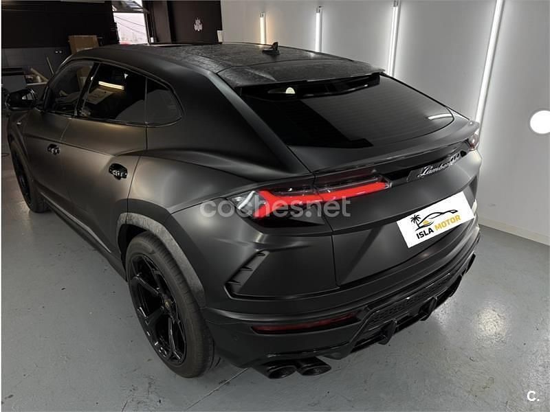 Usado Lamborghini Urus 666 CV (489 kW) 2023 Negro SUV