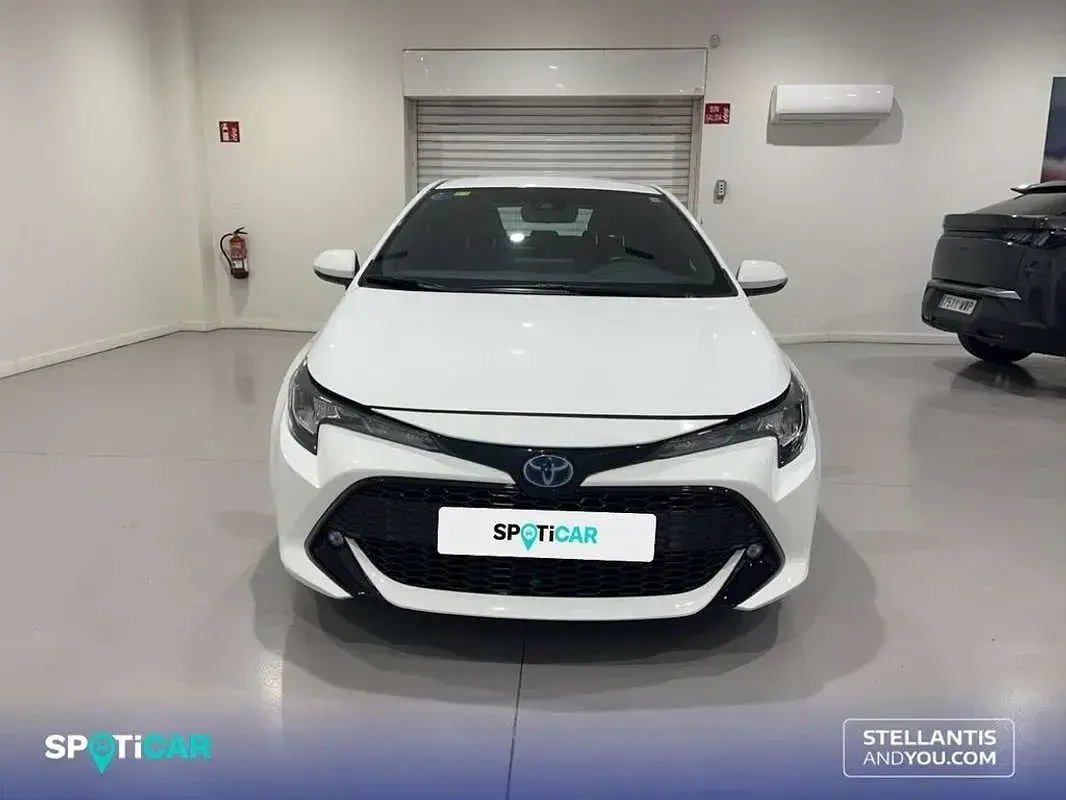 Usado Toyota Corolla Active 122 CV (89 kW) 2020 Blanco Utilitario