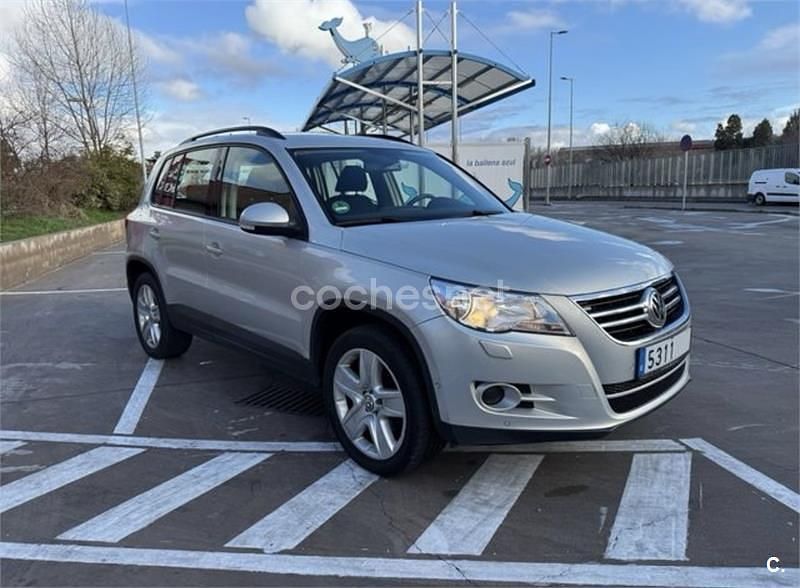 Usado VW Tiguan 140 CV (102 kW) 2011 Beige SUV