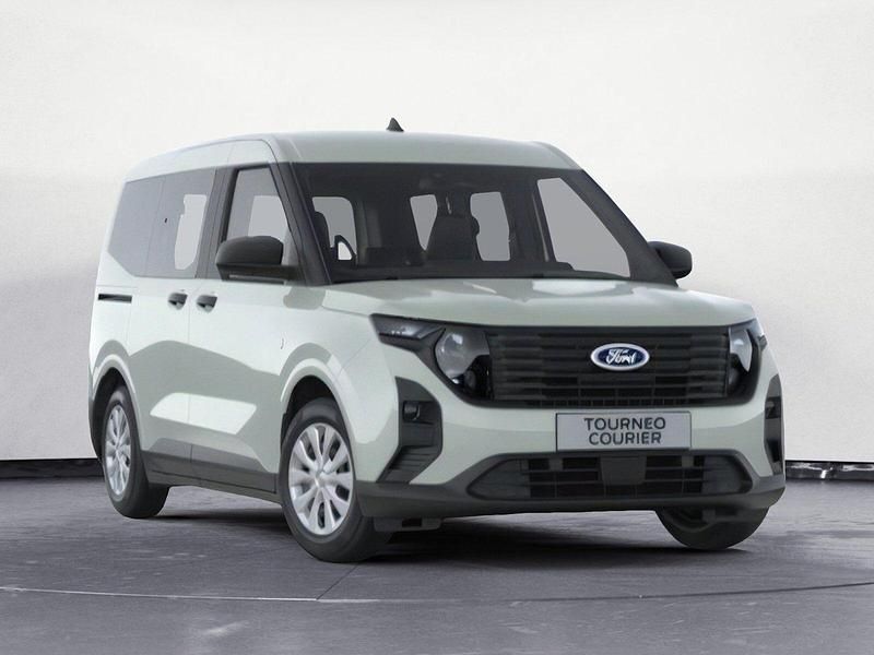 Usado Ford Tourneo Courier Titanium 125 CV (91 kW) 2024 Gris Monovolumen