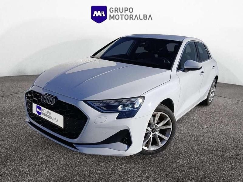 Blanco Usado 2024 Audi A3 Sportback Advanced Utilitario | 23.990 € (Super precio) - Imagen 1/4