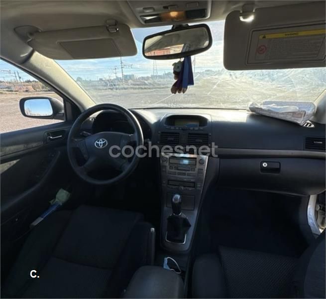 Gris / plata Usado 2005 Toyota Avensis Sol Berlina | 2500 € (Super precio) - Imagen 1/4
