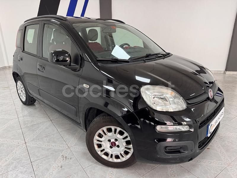 Usado Fiat Panda Easy 69 HP (50 kW) 2016 Preto Citadino