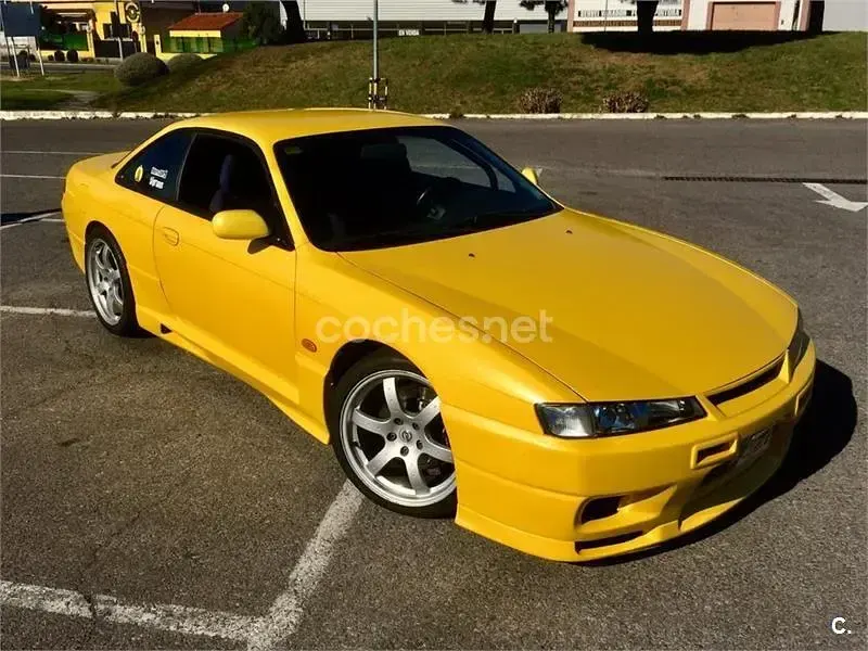 Usado Nissan 200 SX 200 CV (147 kW) 2000 Amarillo Coupe