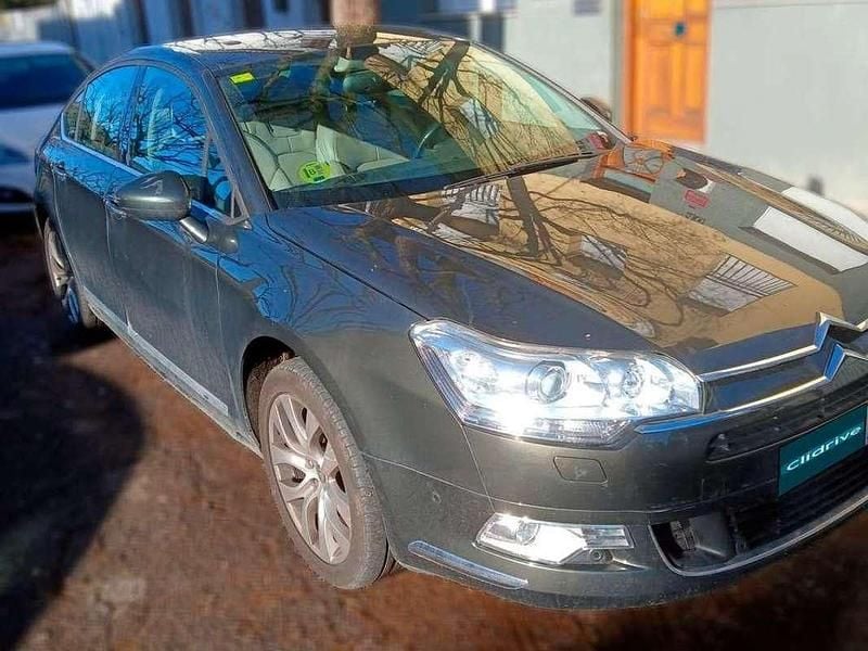 Usado Citroën C5 Exclusive 170 HP (125 kW) 2008 Verde Sedan