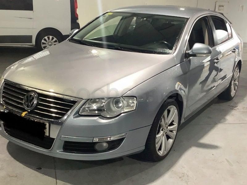 Gris / plata Usado 2008 VW Passat Advance Berlina | 7800 € (Precio justo) - Imagen 1/4