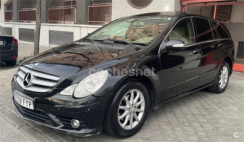 Usado Mercedes R320 224 CV (164 kW) 2008 Negro Monovolumen