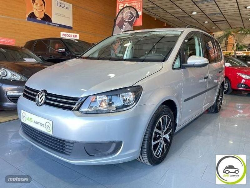 Usado VW Touran Edition 105 CV (77 kW) 2014 Plateado Monovolumen