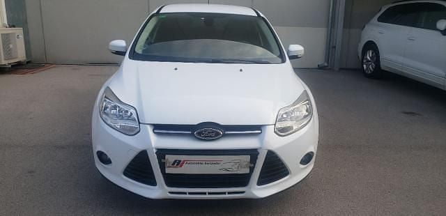 Usado Ford Focus Business Edition 116 CV (85 kW) 2011 Blanco Utilitario