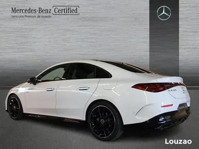 Nuevo Mercedes CLA220 190 CV (139 kW) 2026 Blanco polar Berlina