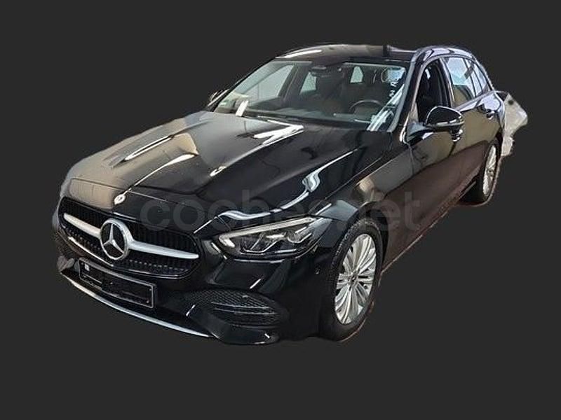 Usado Mercedes C220 Avantgarde 200 CV (147 kW) 2023 Negro Familiar