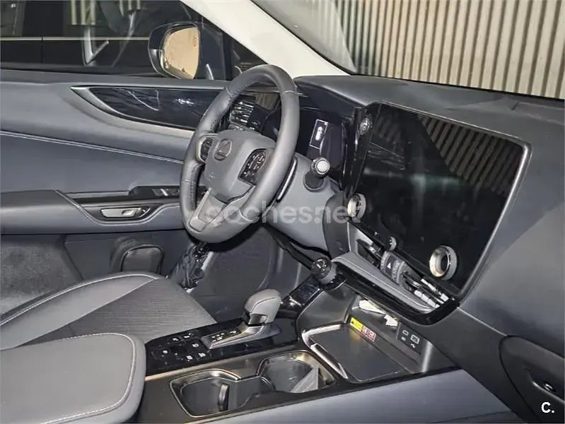 Usado Lexus NX450h+ 306 CV (225 kW) 2025 Gris / plata SUV