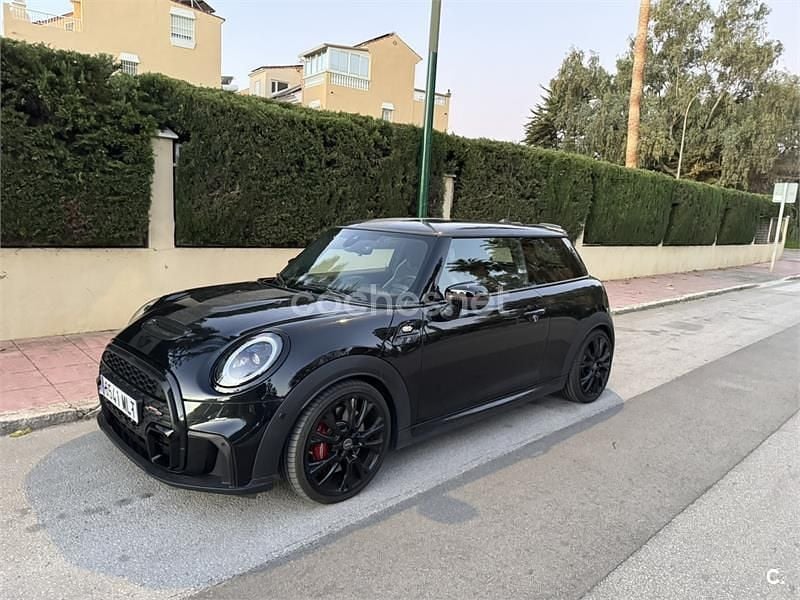Usado Mini John Cooper Works 231 CV (169 kW) 2023 Negro Utilitario