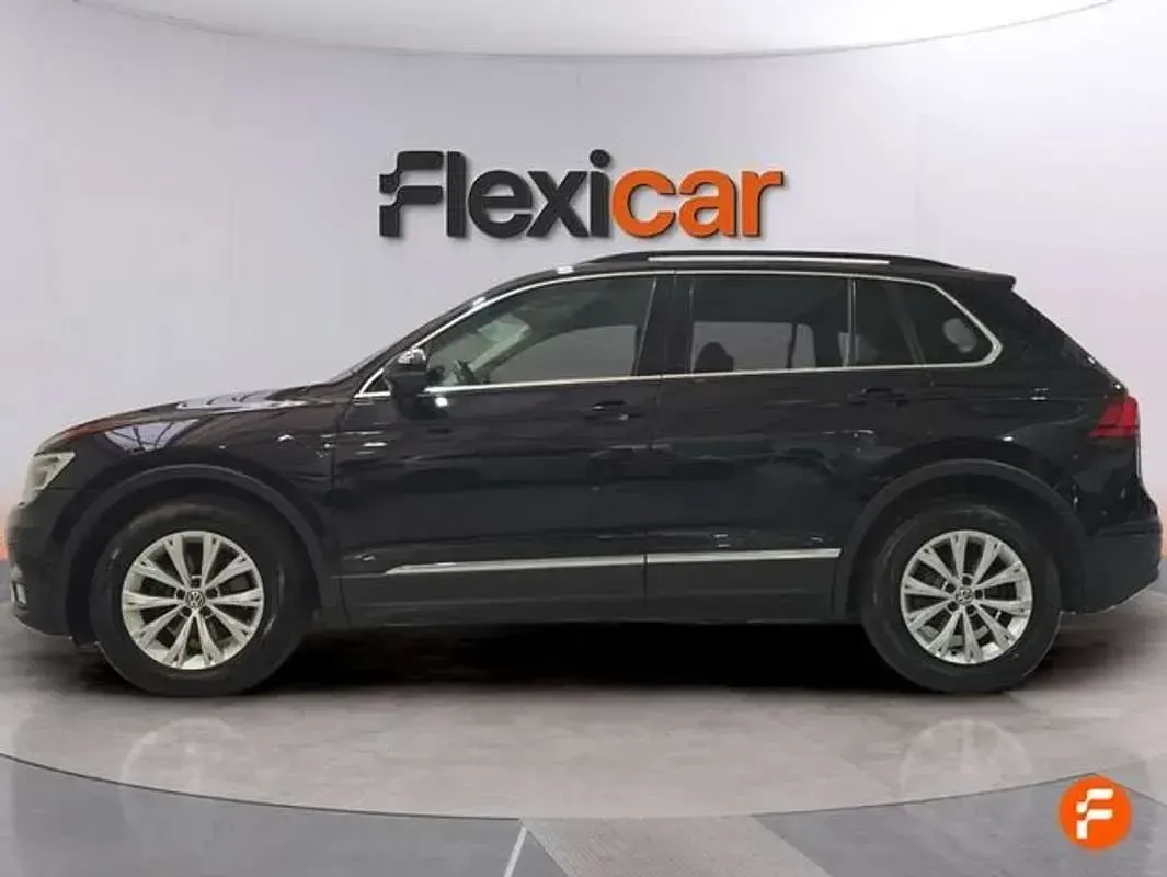 Usado VW Tiguan Sport 150 CV (110 kW) 2019 Negro SUV