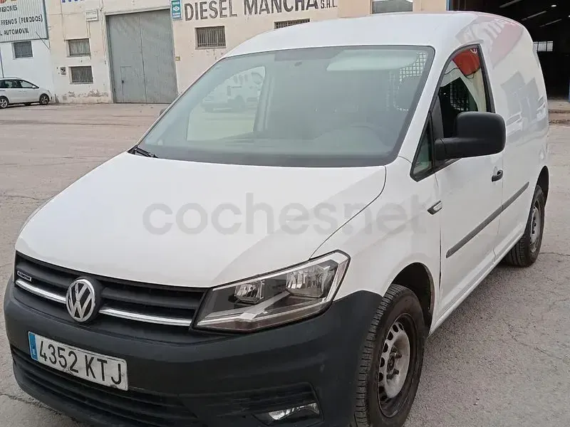 Usado VW Caddy Edition 131 CV (96 kW) 2019 Blanco Monovolumen