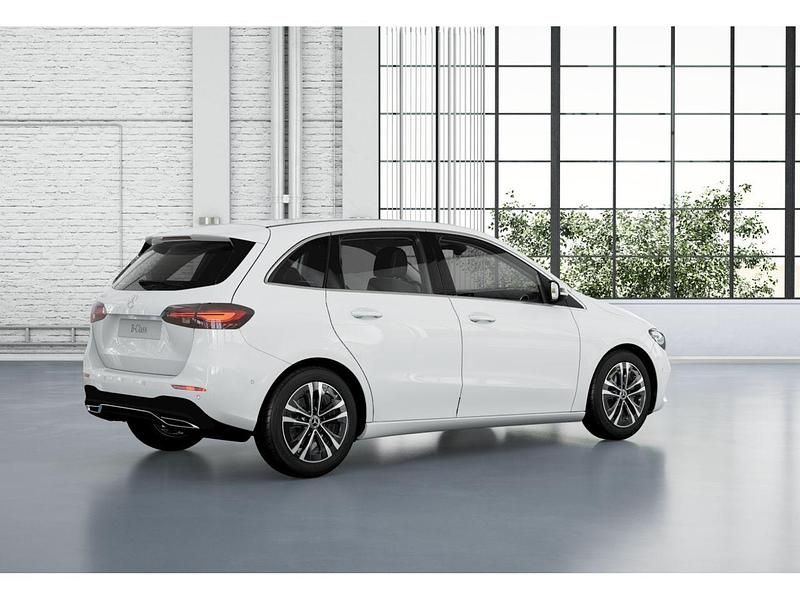 Nuevo Mercedes B180 116 CV (85 kW) 2025 Blanco Monovolumen