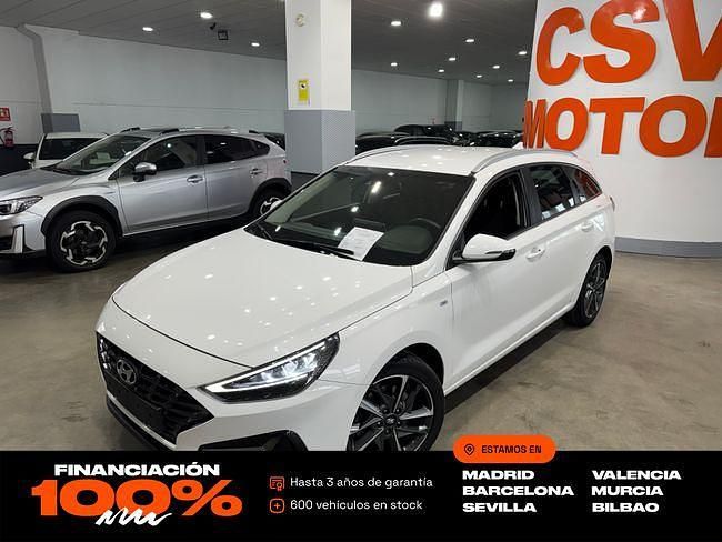 Usado Hyundai i30 120 CV (88 kW) 2024 Blanco Familiar