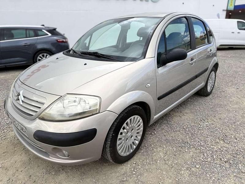Usado Citroën C3 Furio 68 CV (50 kW) 2005 Beige Utilitario