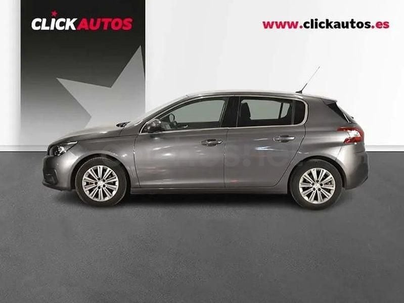 Usado Peugeot 308 Allure 130 CV (95 kW) 2021 Gris / plata Berlina