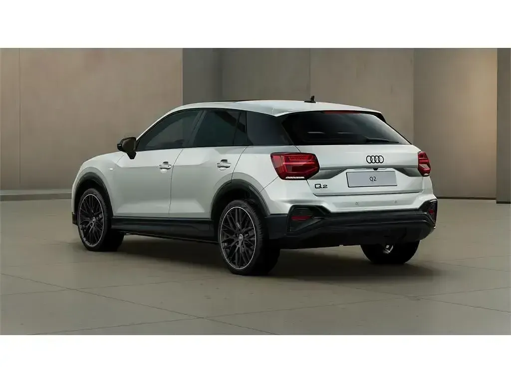 Nuevo Audi Q2 Ambiente 150 CV (110 kW) 2026 Gris SUV
