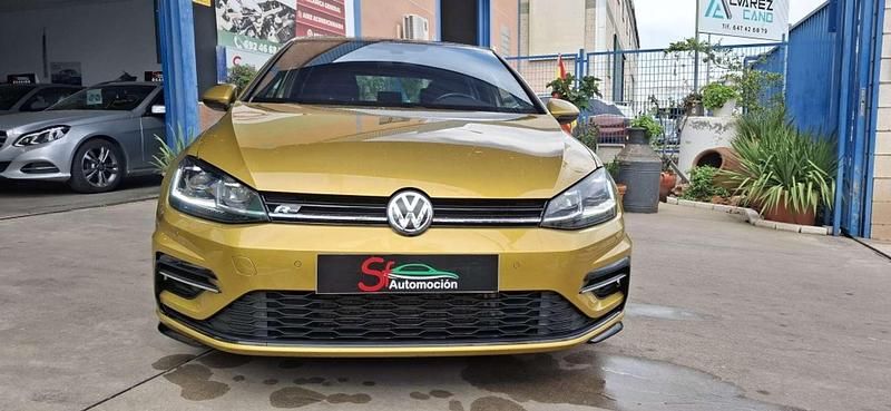 Käytetty VW Golf VII Advance 150 HP (110 kW) 2017 Keltainen Viistoperä