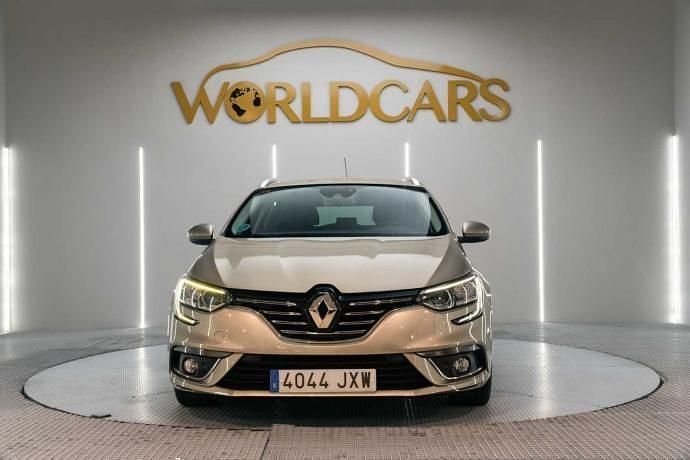 Usado Renault Mégane IV Zen 130 CV (95 kW) 2017 Familiar