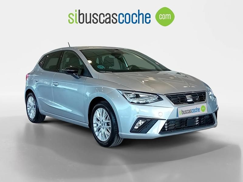 Gris/plata Usado 2024 Seat Ibiza FR | 18.000 € (Precio justo) - Imagen 1/4