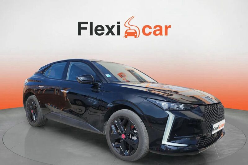 Negro Usado 2023 DS Automobiles DS4 Performance Berlina | 23.990 € (Super precio) - Imagen 1/4