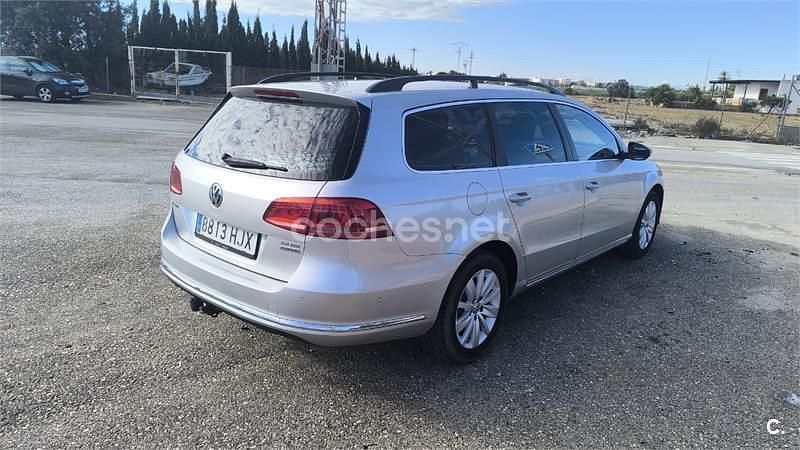 Usado VW Passat Advance 140 CV (102 kW) 2012 Gris / plata Familiar
