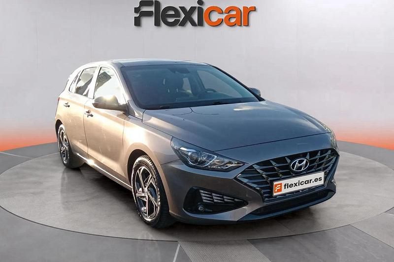Beige Usado 2021 Hyundai i30 Utilitario | 13.490 € (Buen precio) - Imagen 1/4