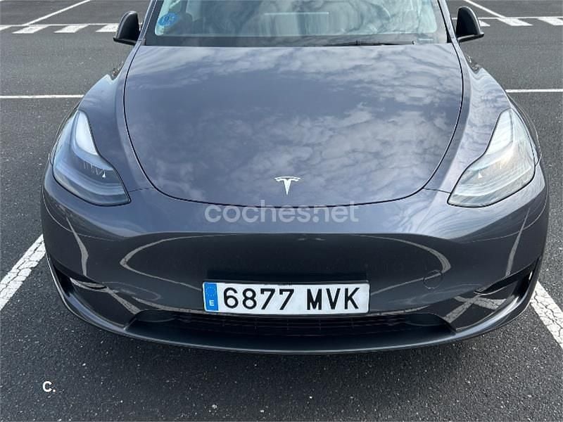Eléctrico Usado 2023 Tesla Model Y RWD SUV | 31.199 € (Un poco caro) - Imagen 1/4