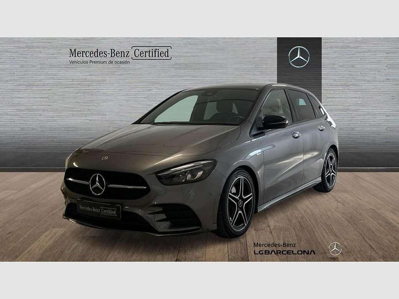 Gris Usado 2021 Mercedes B200 AMG line Monovolumen | 27.900 € (Precio justo) - Imagen 1/4