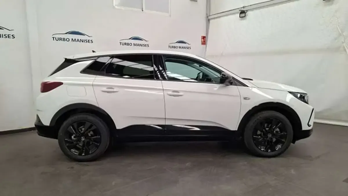 Usado Opel Grandland X 131 CV (96 kW) 2023 Blanco SUV