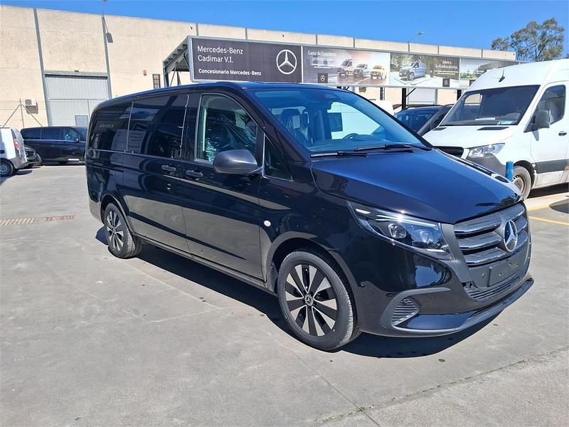 Nuevo Mercedes Vito 136 CV (100 kW) 2026 Negro Van