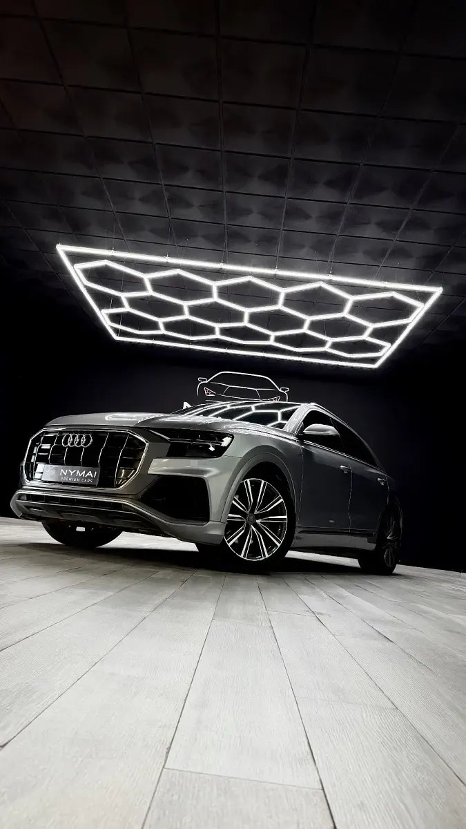 Usado Audi Q8 S-Line 231 CV (169 kW) 2022 Gris SUV